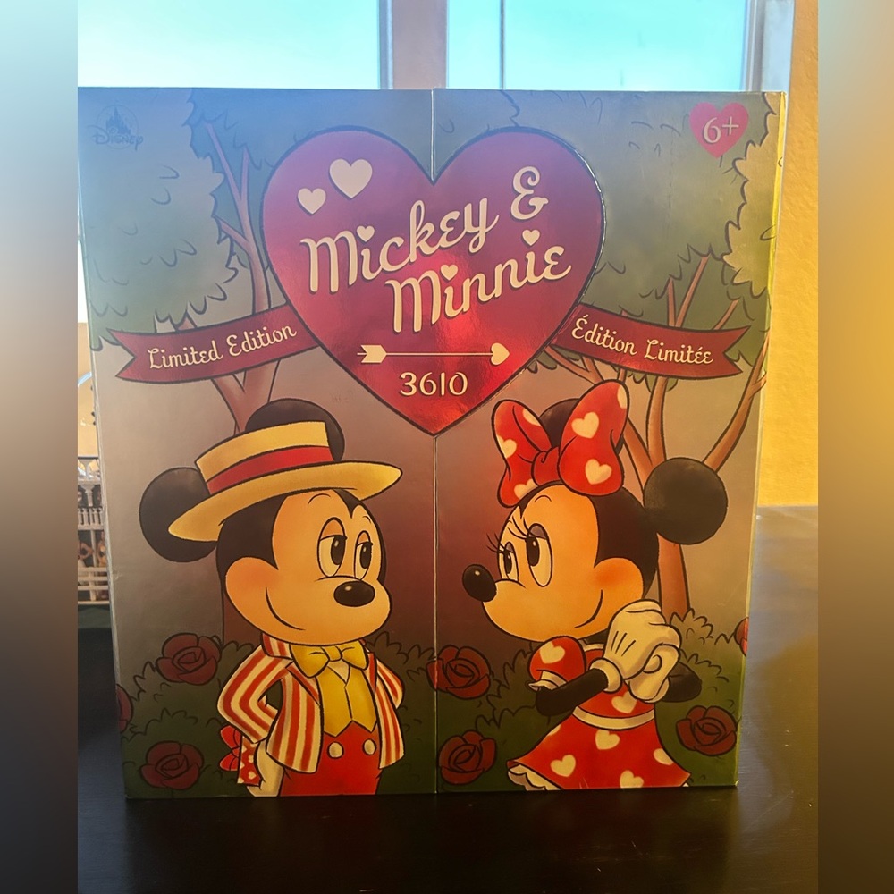 Disney Mickey & Minnie LE